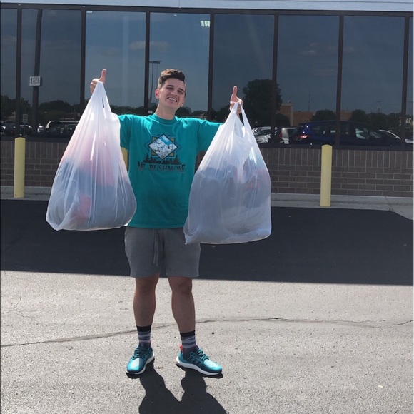 Meet Your Posher, Dillon - Picture 1 of 1